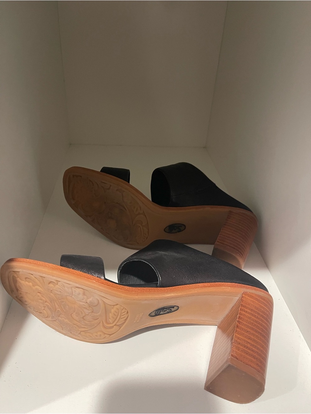 Sofft Black Leather Block Heel Slide